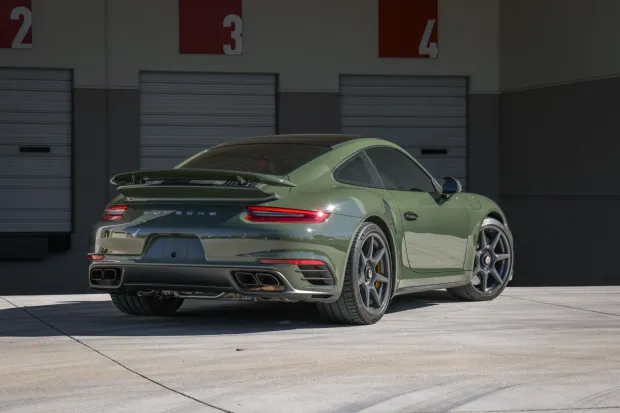 2019 911 Turbo S photo 2