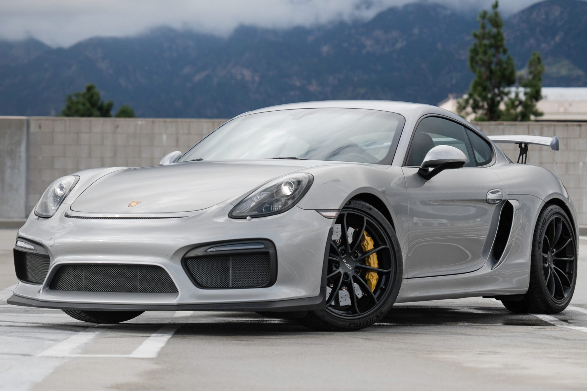 2016 Cayman GT4 photo 2