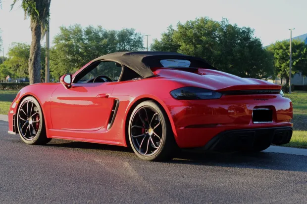 2022 718 Boxster Spyder photo 2
