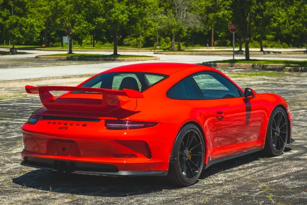 2015 911 GT3 photo 2
