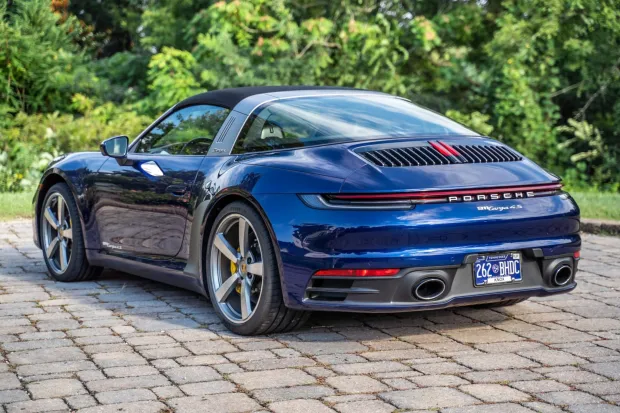 2021 911 Targa 4S photo 2