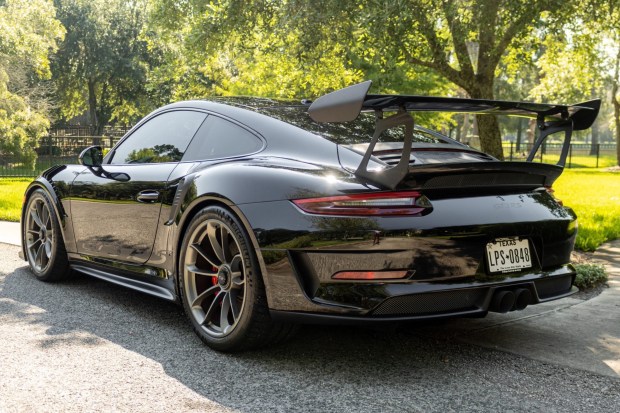 2019 911 GT3 RS photo 2