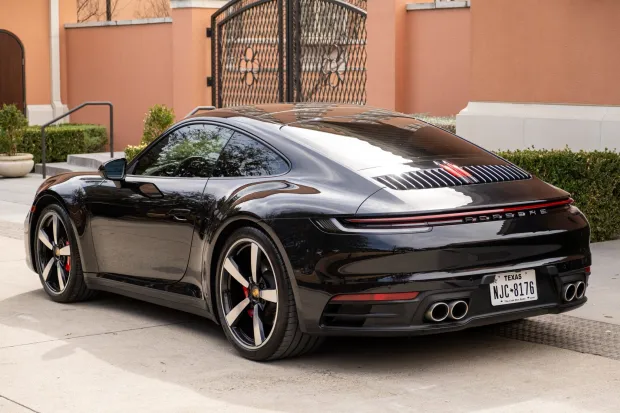 2020 911 Carrera 4S photo 2