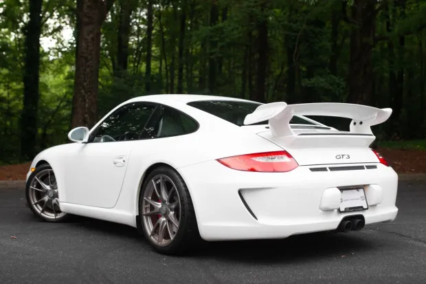 2010 911 GT3 photo 2