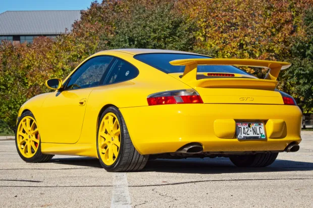 2004 911 GT3 photo 2