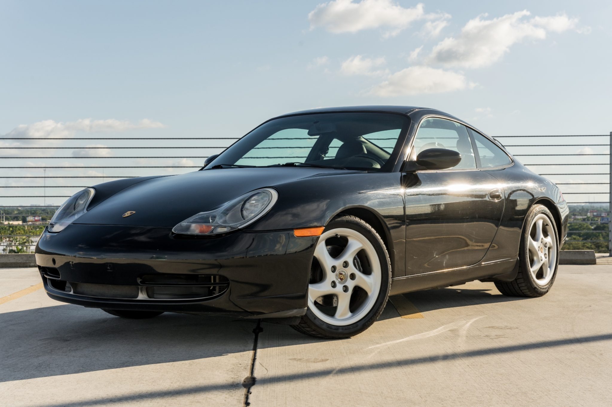 2001 911 Carrera photo 2