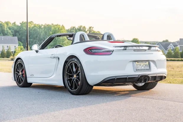 2015 Boxster S photo 2