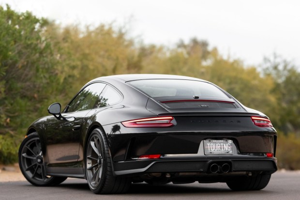 2019 911 GT3 Touring photo 2
