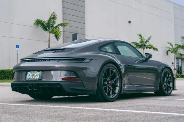 2022 911 GT3 Touring photo 2