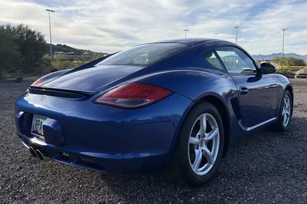 2011 Cayman Base photo 2
