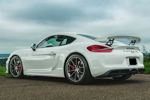 2016 Cayman GT4 photo 2