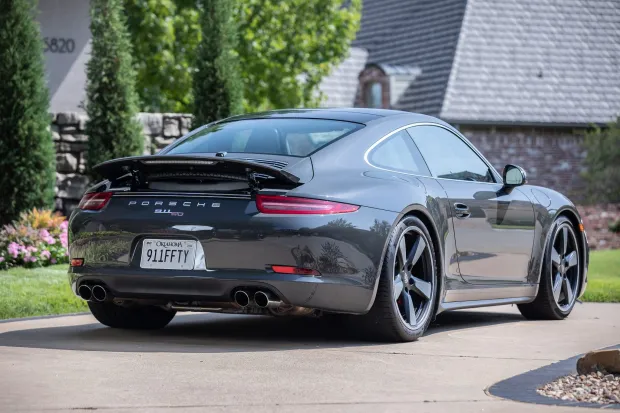 2014 911 50th Anniversary Edition photo 2