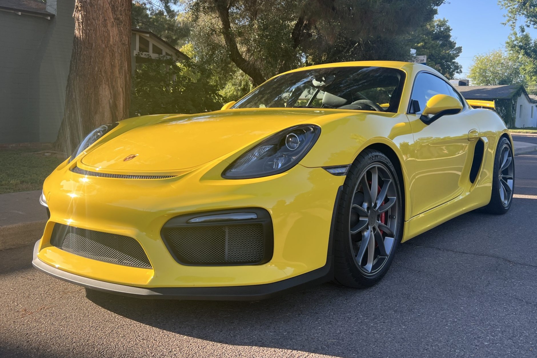 2016 Cayman GT4 photo 2