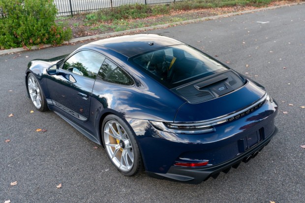 2022 911 GT3 Touring photo 2