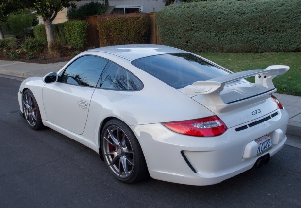 2010 911 GT3 photo 2