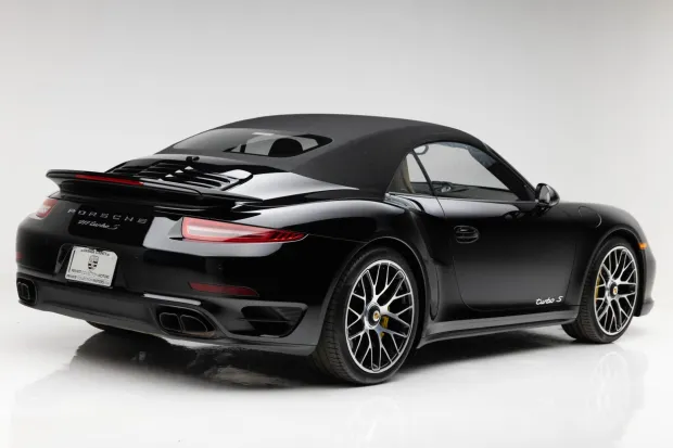 2015 911 Turbo S Cabriolet photo 2
