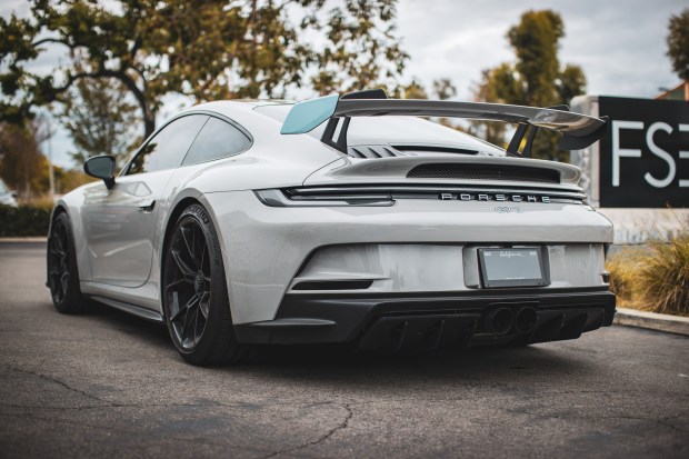 2022 911 GT3 photo 2