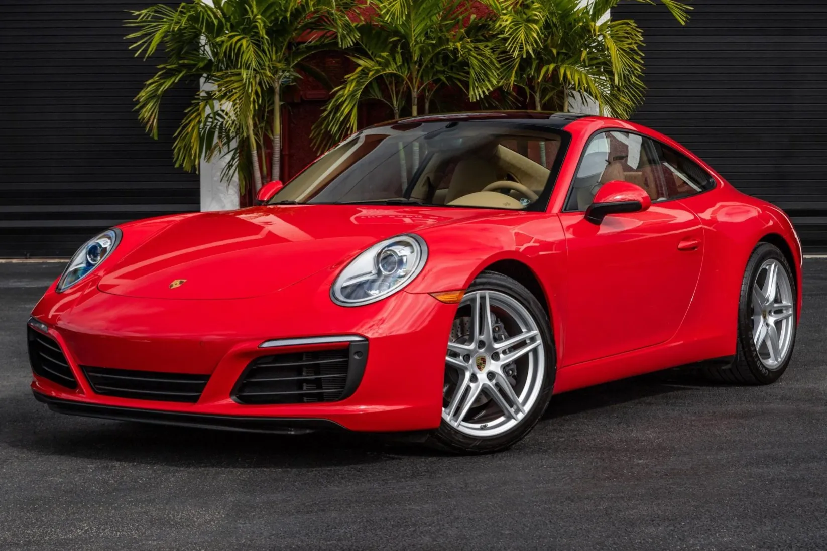 2017 Porsche 911 Carrera