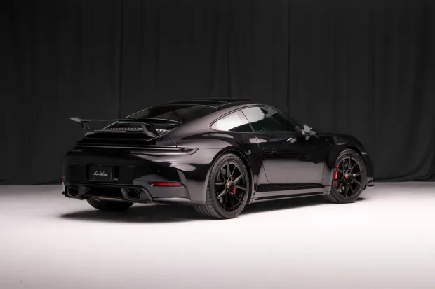 2025 911 Carrera S photo 2