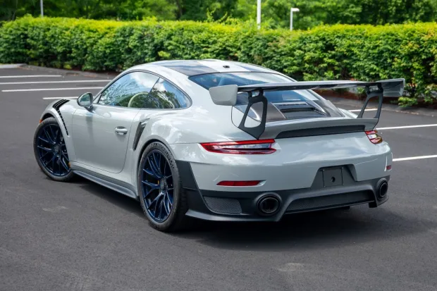 2019 911 GT2 RS photo 2
