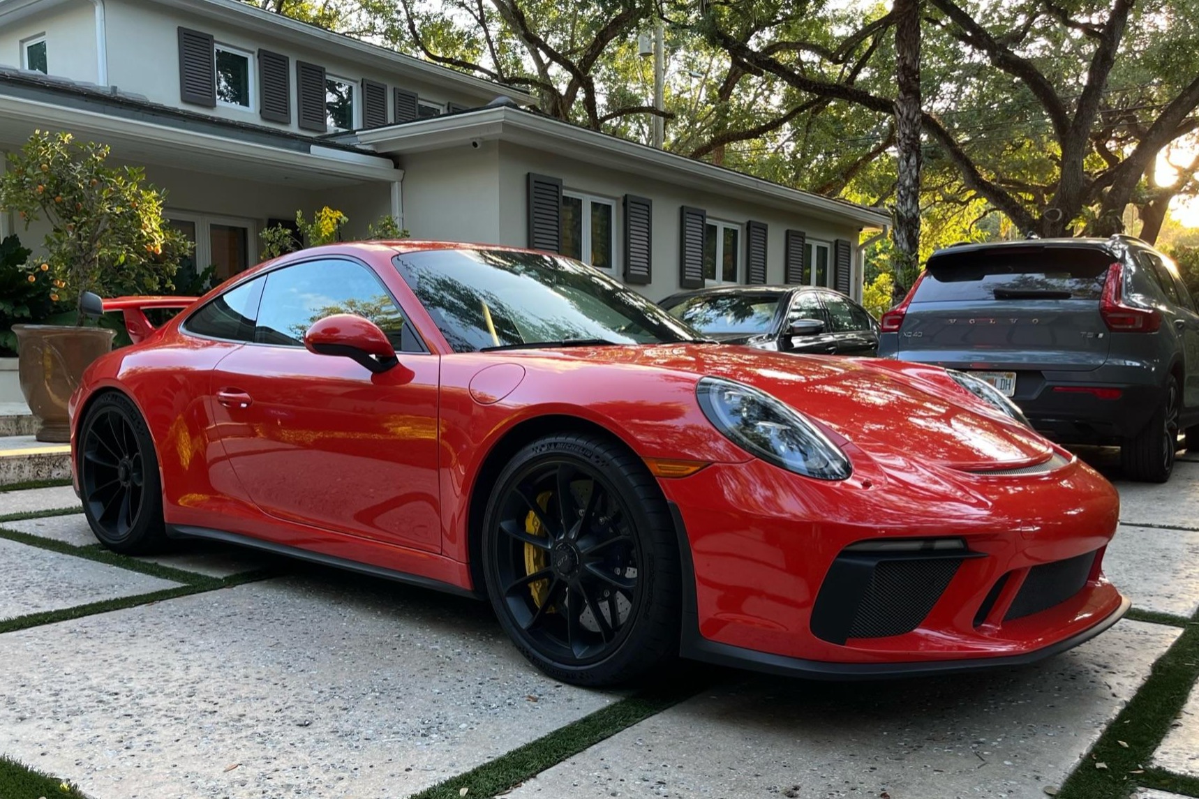 2018 911 GT3 photo 2