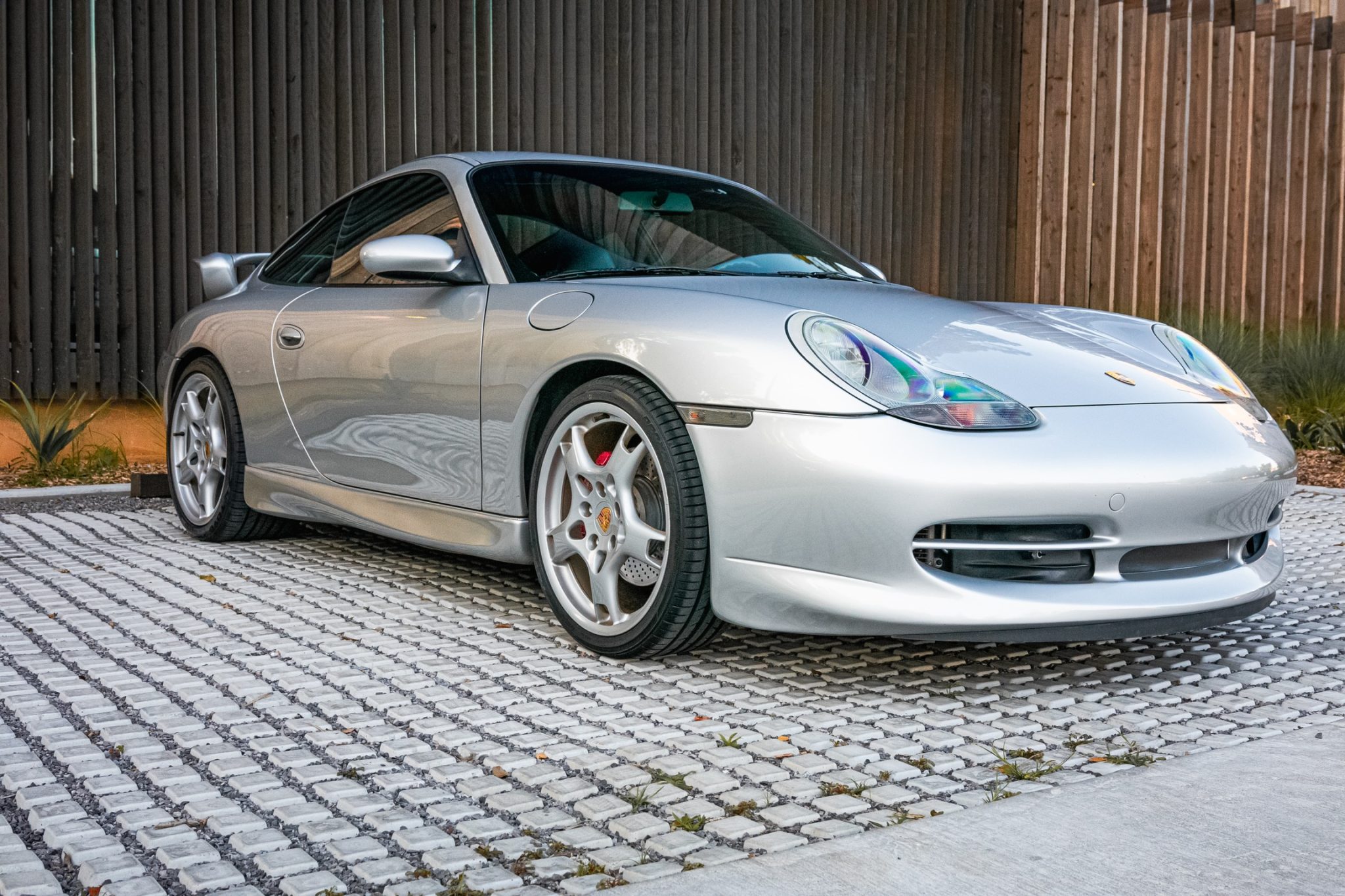 2000 911 Carrera photo 2