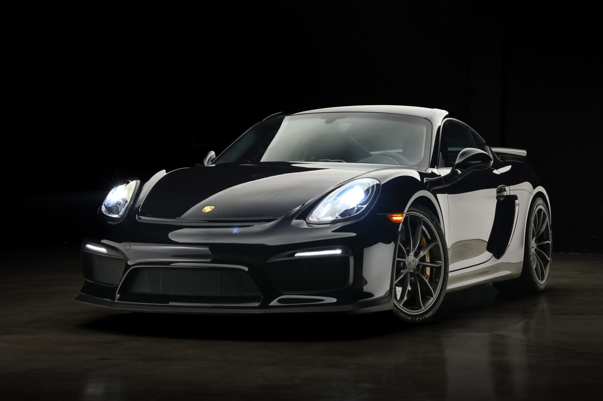 2016 Cayman GT4 photo 2