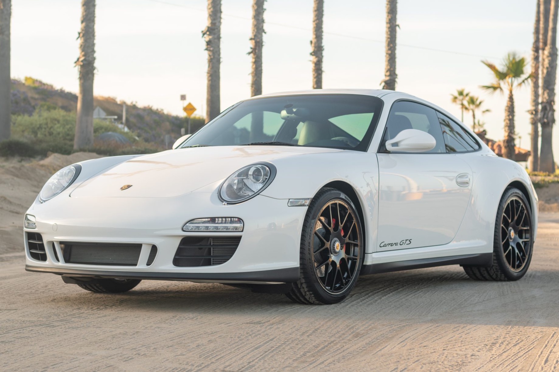 2012 911 GTS photo 2