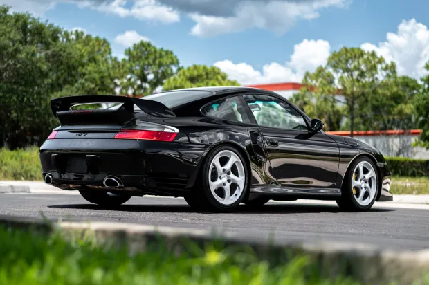 2003 911 GT2 photo 2
