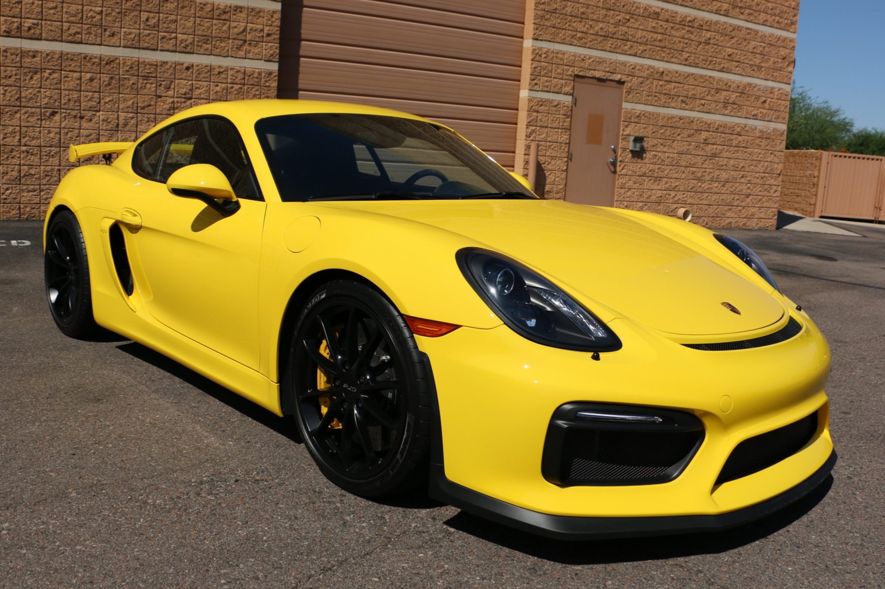 2016 Cayman GT4 photo 2