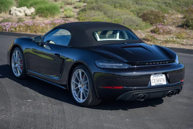 2025 718 Boxster Turbo photo 2