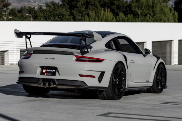 2019 911 GT3 RS photo 2