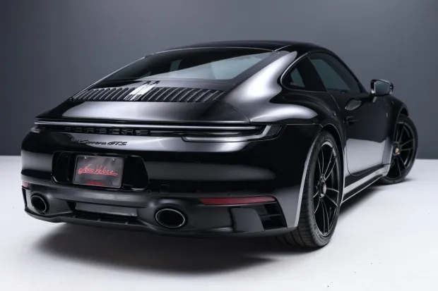 2022 911 Carrera GTS photo 2