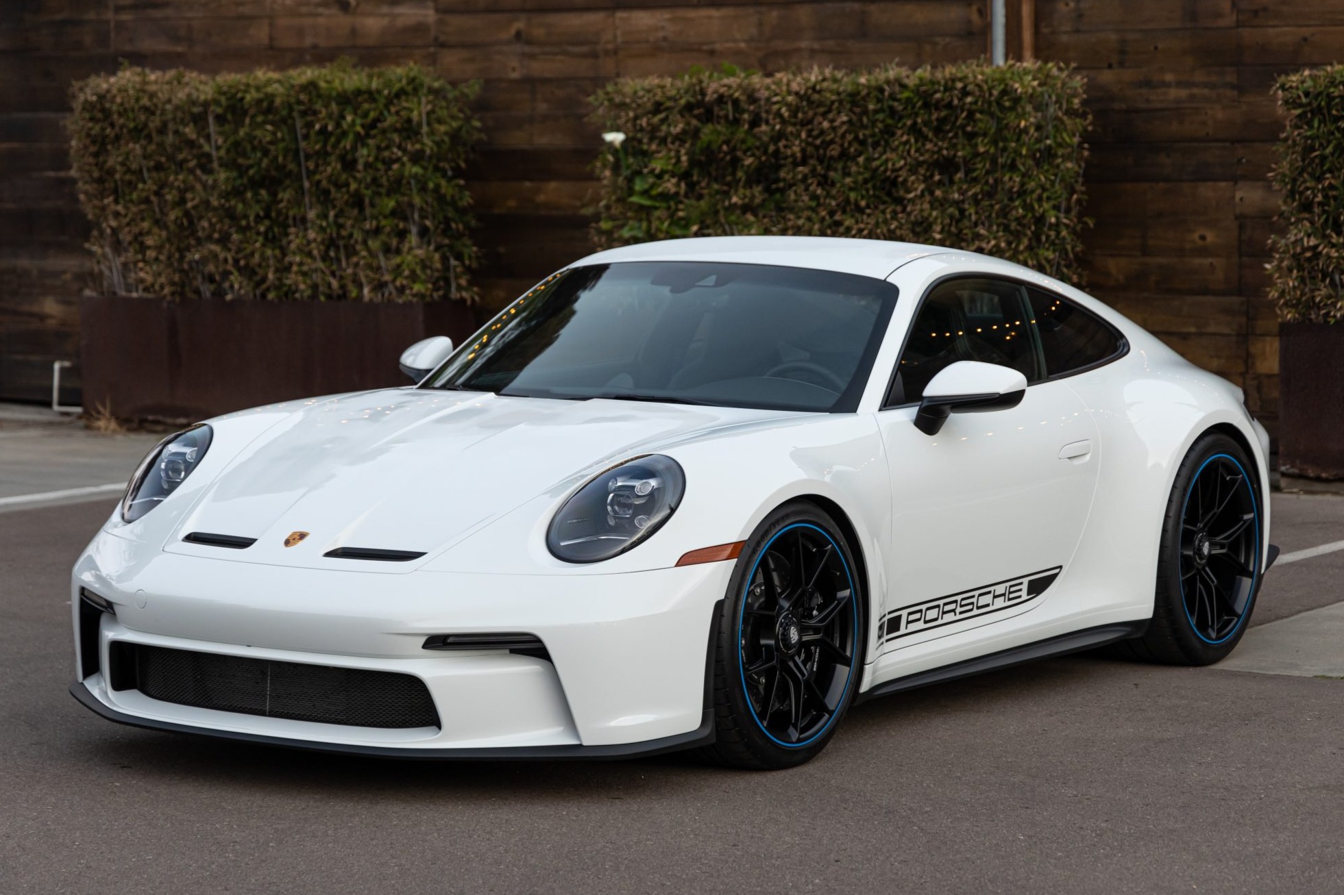 2022 911 GT3 Touring photo 2
