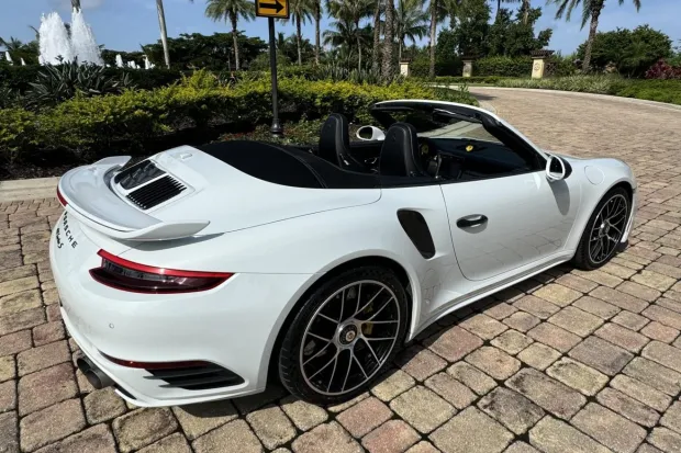 2018 911 Turbo S Cabriolet photo 2