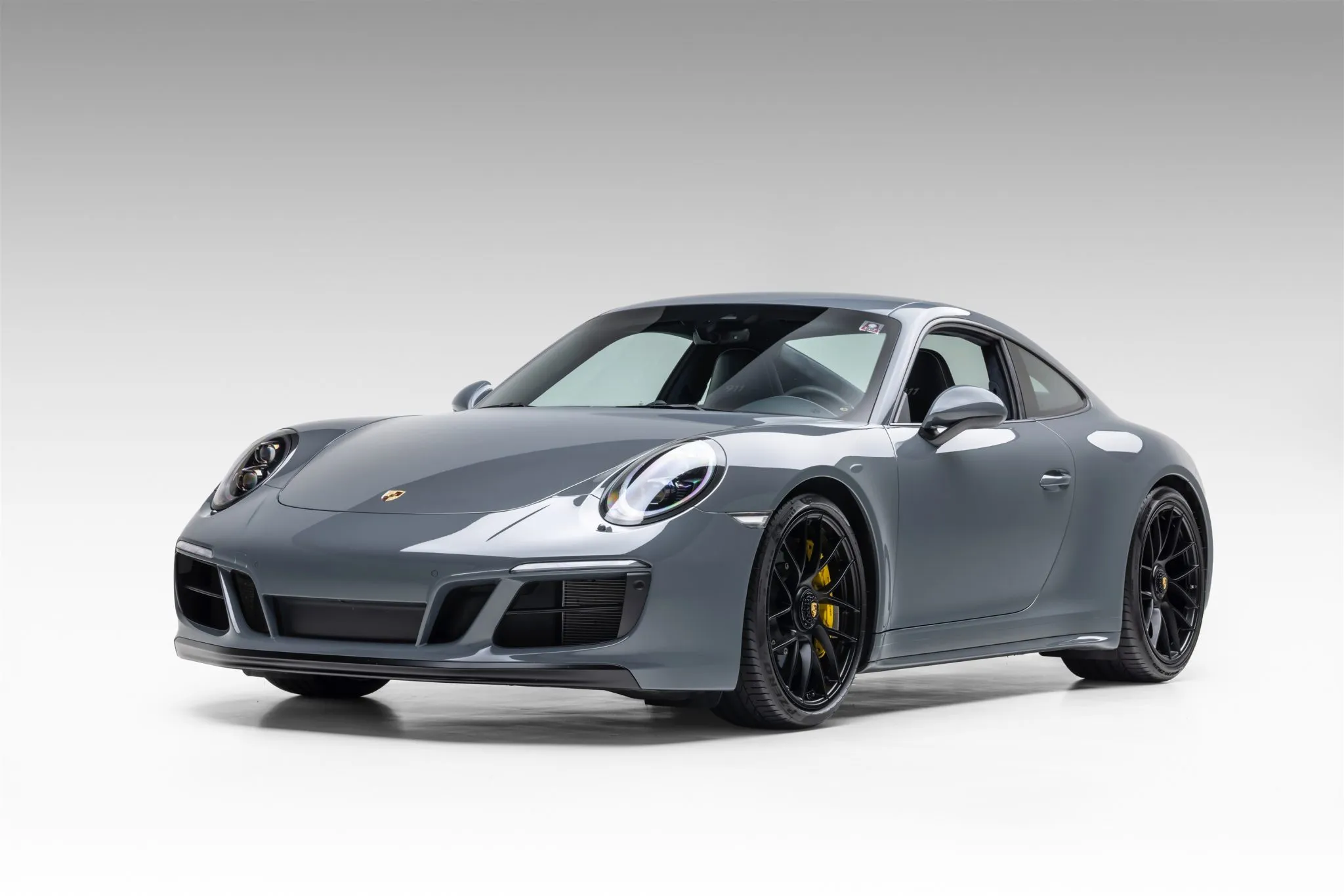 2018 Porsche 911 Carrera GTS