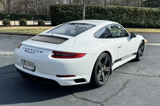 2018 911 Carrera T photo 2
