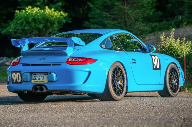 2010 911 GT3 photo 2