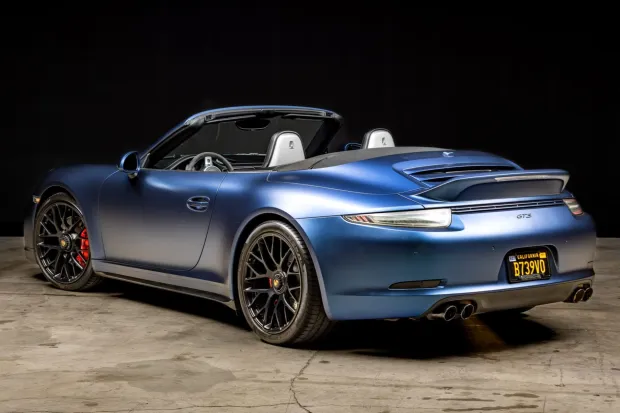 2015 911 Carrera GTS Cabriolet photo 2