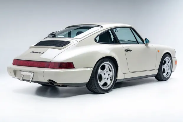 1992 911 Carrera photo 2