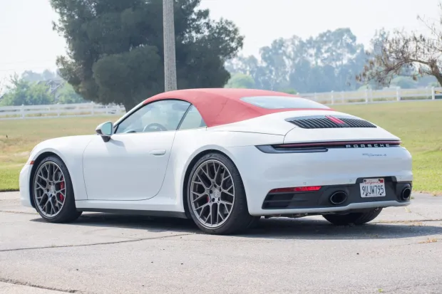 2020 911 Carrera S photo 2