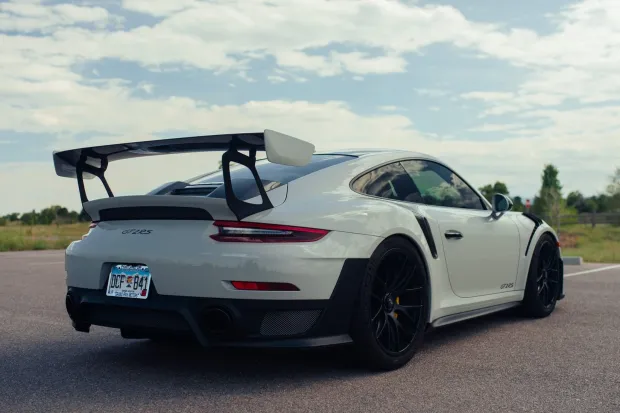 2018 911 GT2 RS photo 2