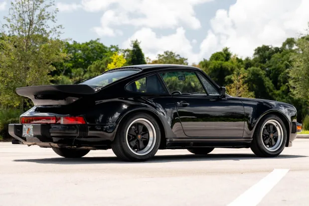 2016 911 Turbo photo 2