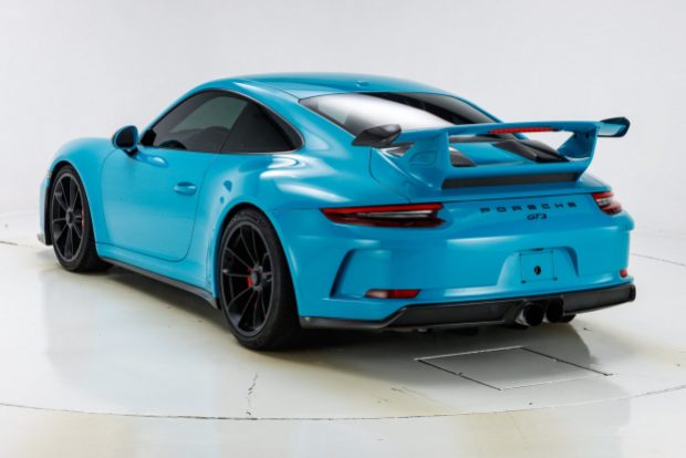 2018 911 GT3 photo 2
