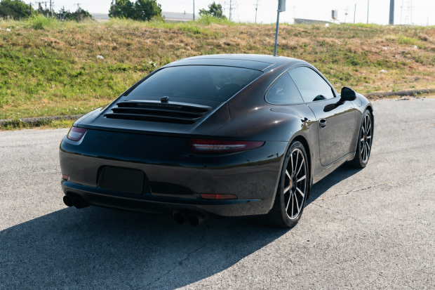 2014 911 Carrera S photo 2