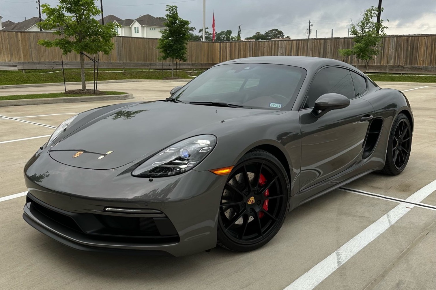 2022 718 Cayman GTS photo 2