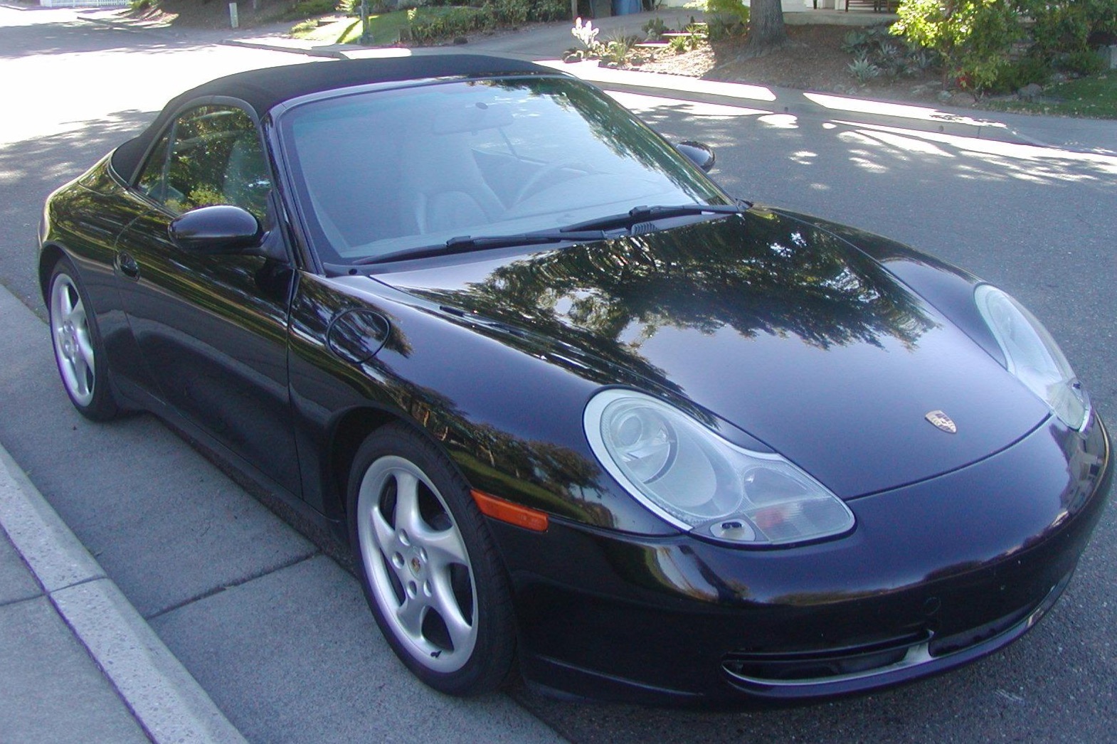 2000 Porsche 911 Carrera Cabriolet