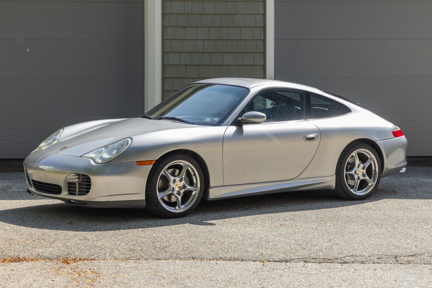 2004 Porsche 911 Carrera