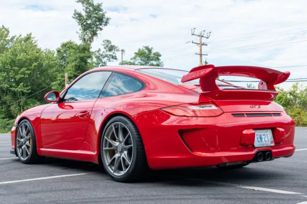 2010 911 GT3 photo 2