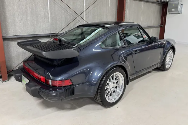 2017 911 Turbo photo 2